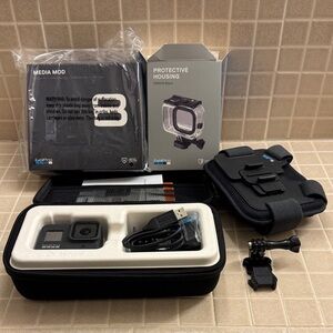 GoPro HERO8 Black Bundle including Protective Housing and Media Mod